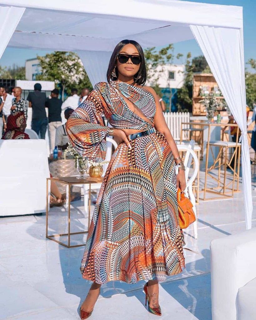 14 PICTURES: African Dresses For Charming Ladies - Ankara Styles 2020