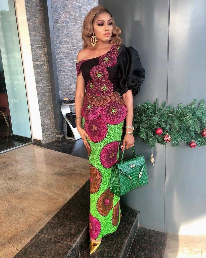 14 PICTURES: African Dresses For Charming Ladies - Ankara Styles 2020