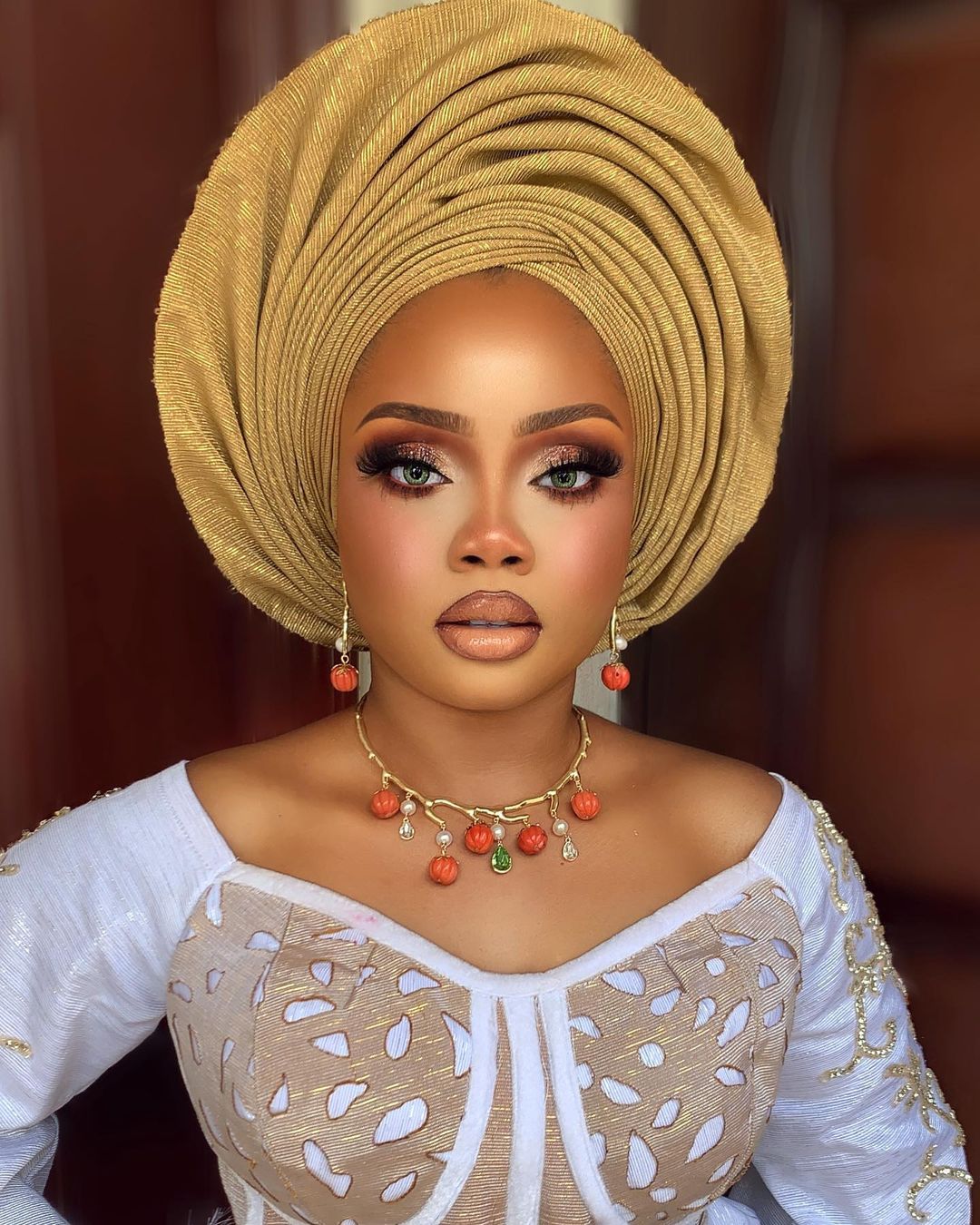 This Bridal Look will make you feel like a Trad Dripping Beauty