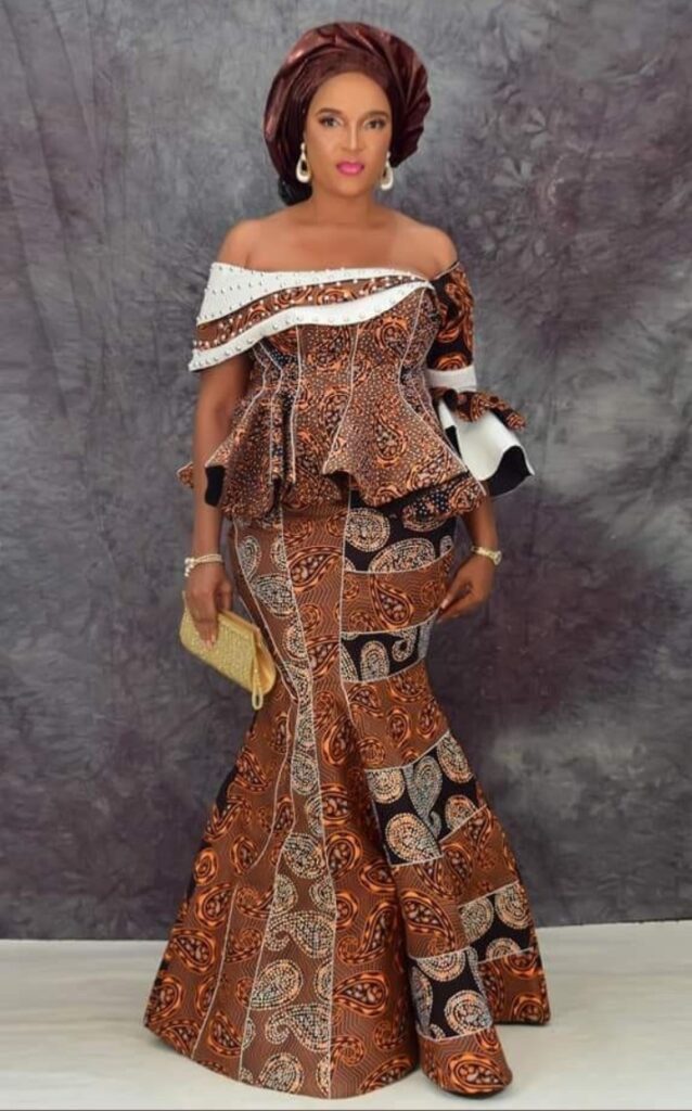 Ankara Style Dress Ideas for the Modern Glamorous African Woman (16)