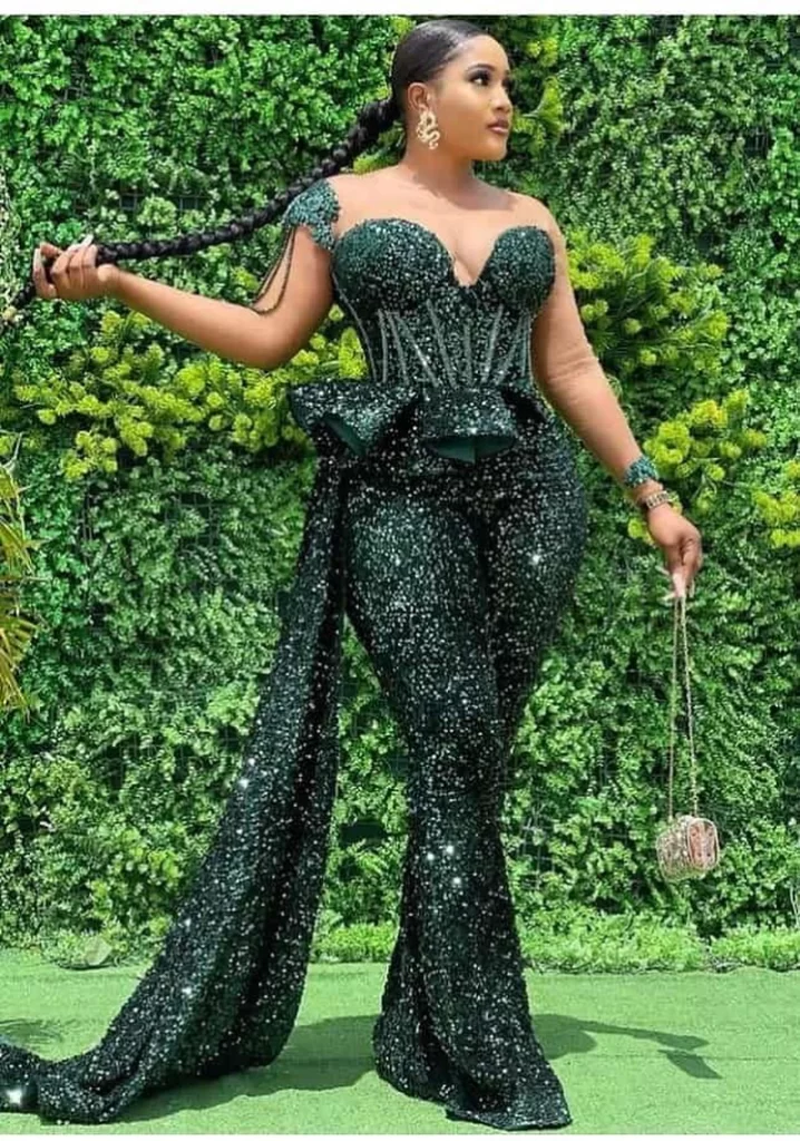 62 Customized Gowns, Skirt And Blouse Combination Styles, And jumpsuits Ladies Can Rock This Easter (1)