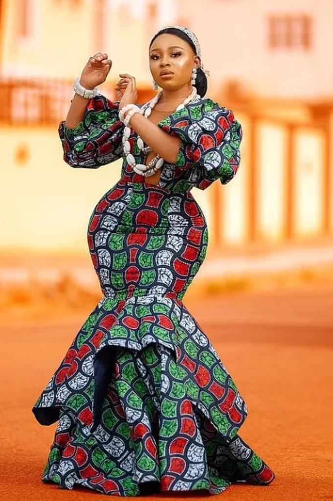 62 Customized Gowns, Skirt And Blouse Combination Styles, And jumpsuits Ladies Can Rock This Easter (32)