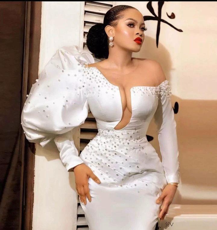 62 Customized Gowns, Skirt And Blouse Combination Styles, And jumpsuits Ladies Can Rock This Easter (51)
