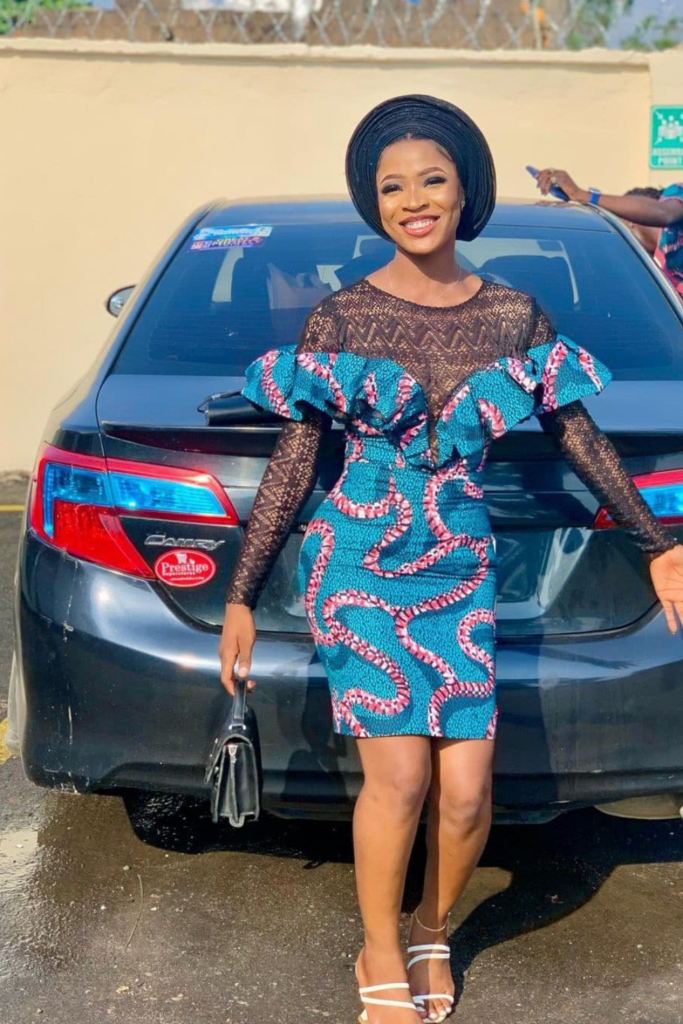 Adorable Ankara Short Gown Styles For Stylish And Classy Looks (1)