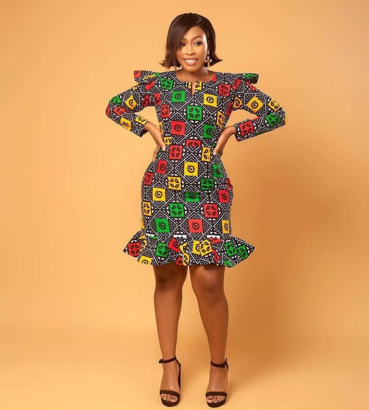 Adorable Ankara Short Gown Styles For Stylish And Classy Looks (2)