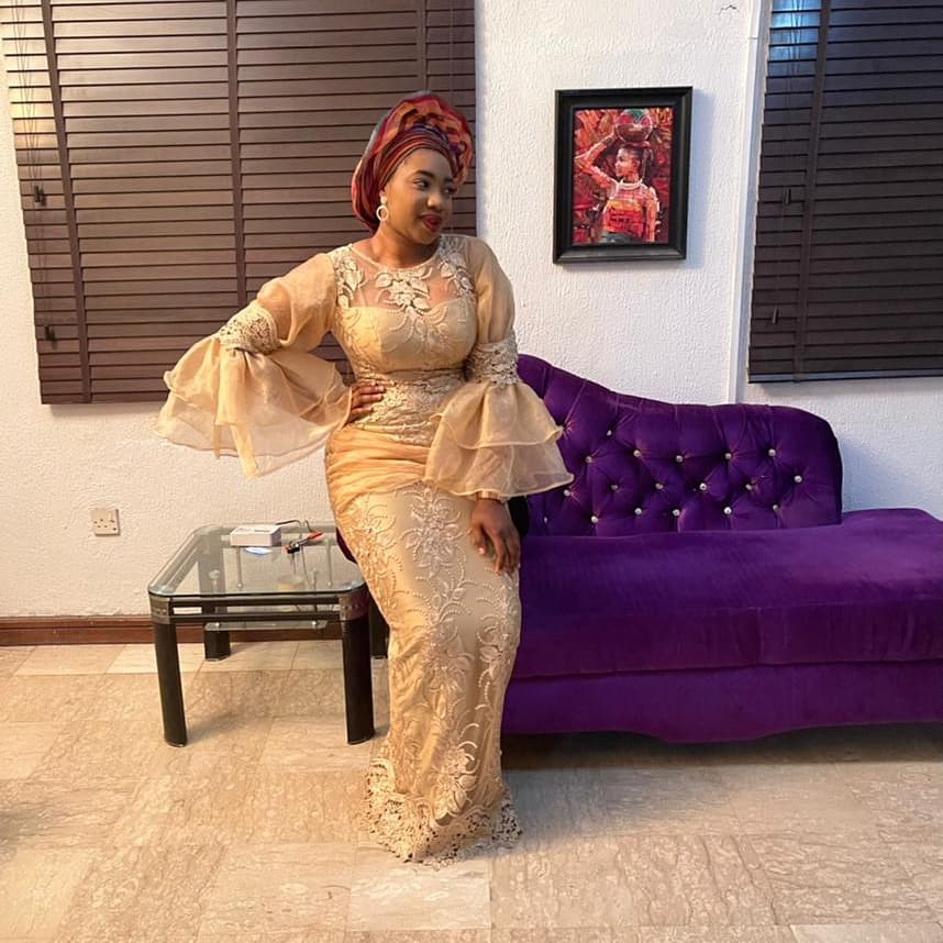 Gold Coloured Aso-Ebi Styles (21)