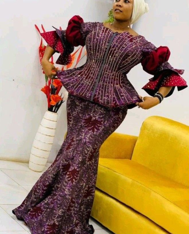 Ladies, Check Out These Stunning Asoebi Styles You Can Rock To Any Occasion (12)