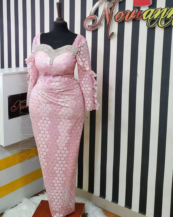 35+Trending and Eye-Popping Pink Coloured Fabric Styles (39)