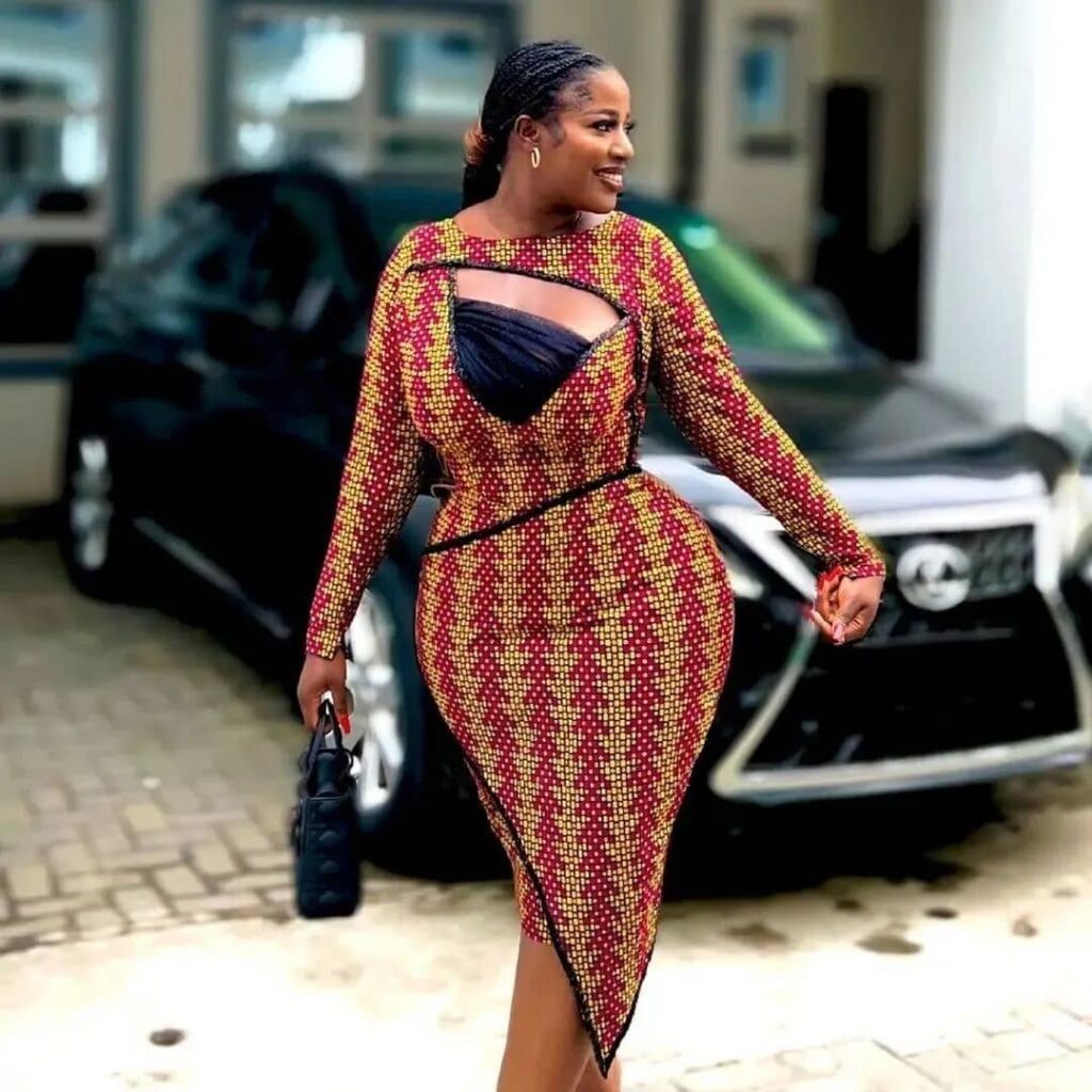 Amazing and Beautiful Ankara Styles For Friends That Slay Together (10)