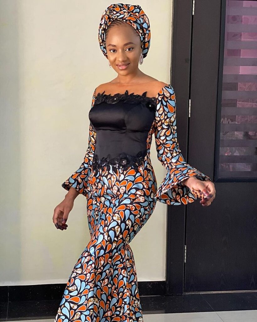 Modern Ankara Touch Trends For Every Fashionable Lady To Try Out (2)