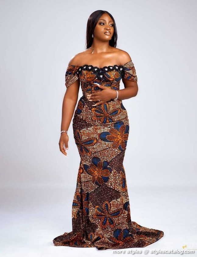 Ankara Long Gown Styles for Fashionable Women (1)