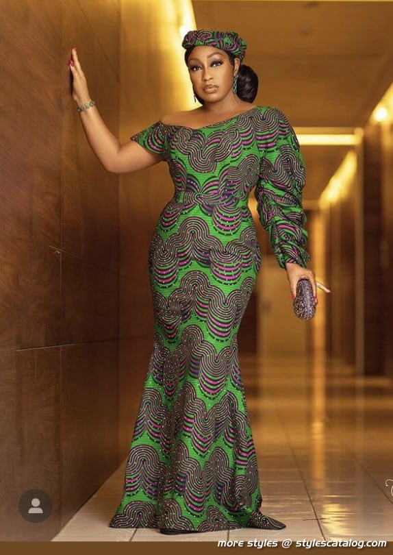 Ankara Long Gown Styles for Fashionable Women (25)