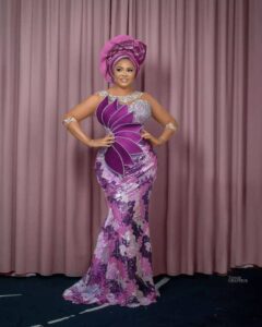 Top 15 Aso-Ebi Styles That Will Make You Stand Out