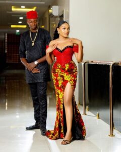 Traditional Wedding Attire for Couples to Look Gorgeous