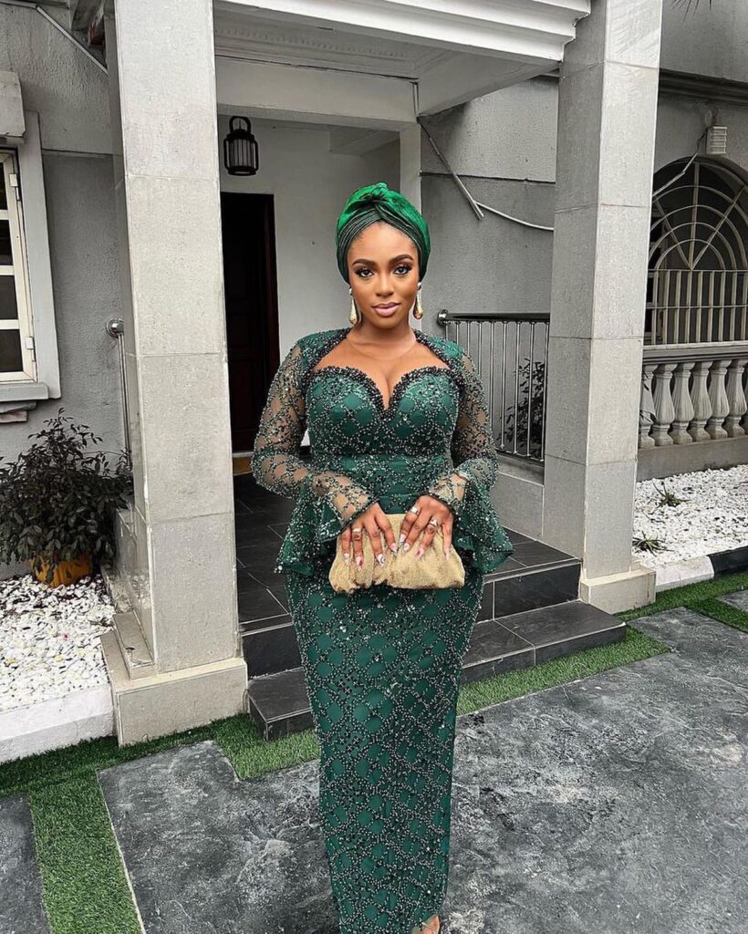 Stunning Aso-Ebi Styles for Nigerian Weddings