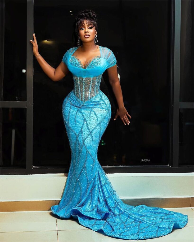 Stunning Aso-Ebi Styles for Nigerian Weddings