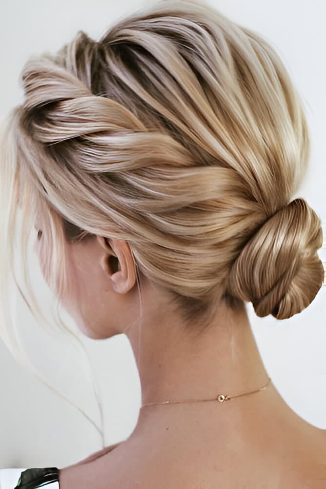 30 Gorgeous Elegant Updos To Make You Pretty Like A Model 29