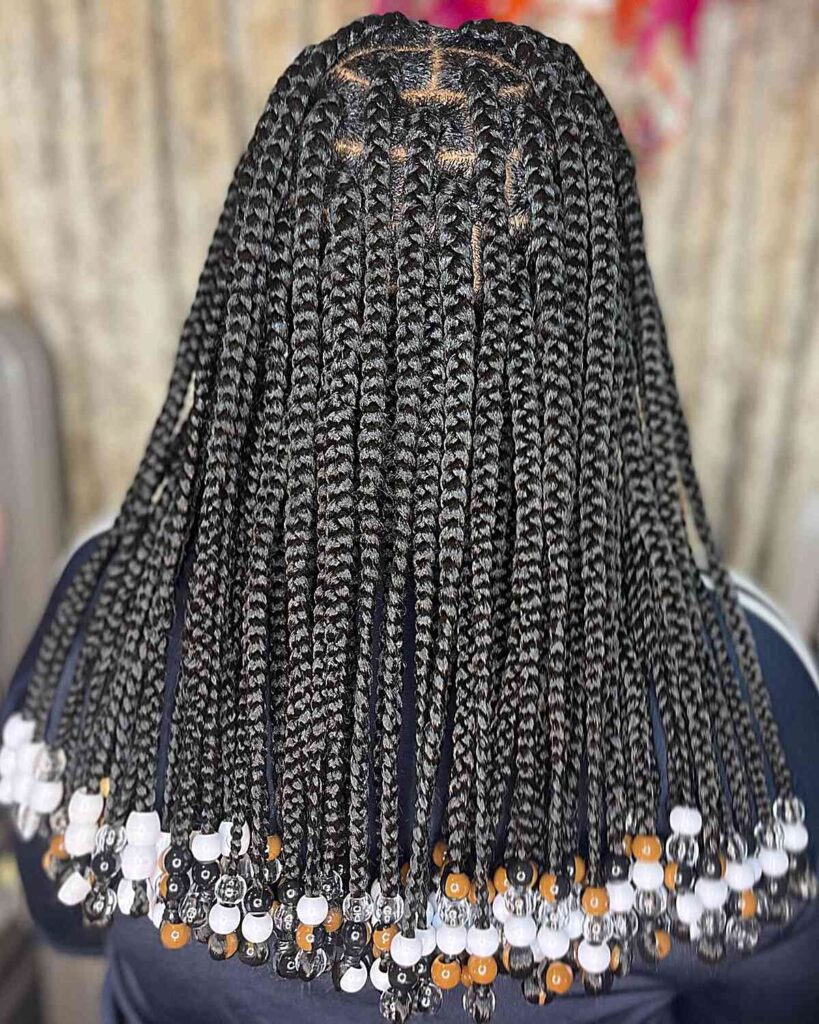 Beaded Knotless Jumbo Braids